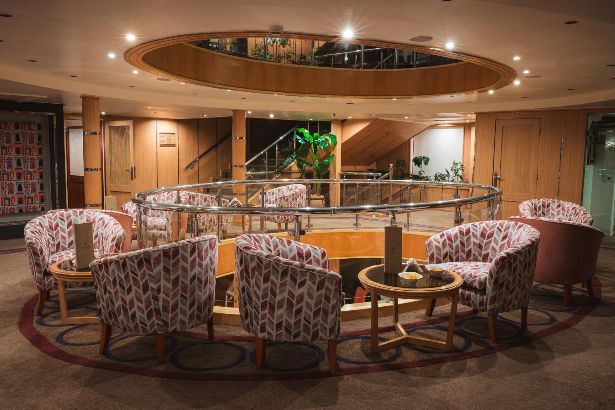 Acamar Nile Cruise - Every Monday From Luxor For 04 & 07 Nights - Every Friday From Aswan For 03 & 07 Nights Экстерьер фото