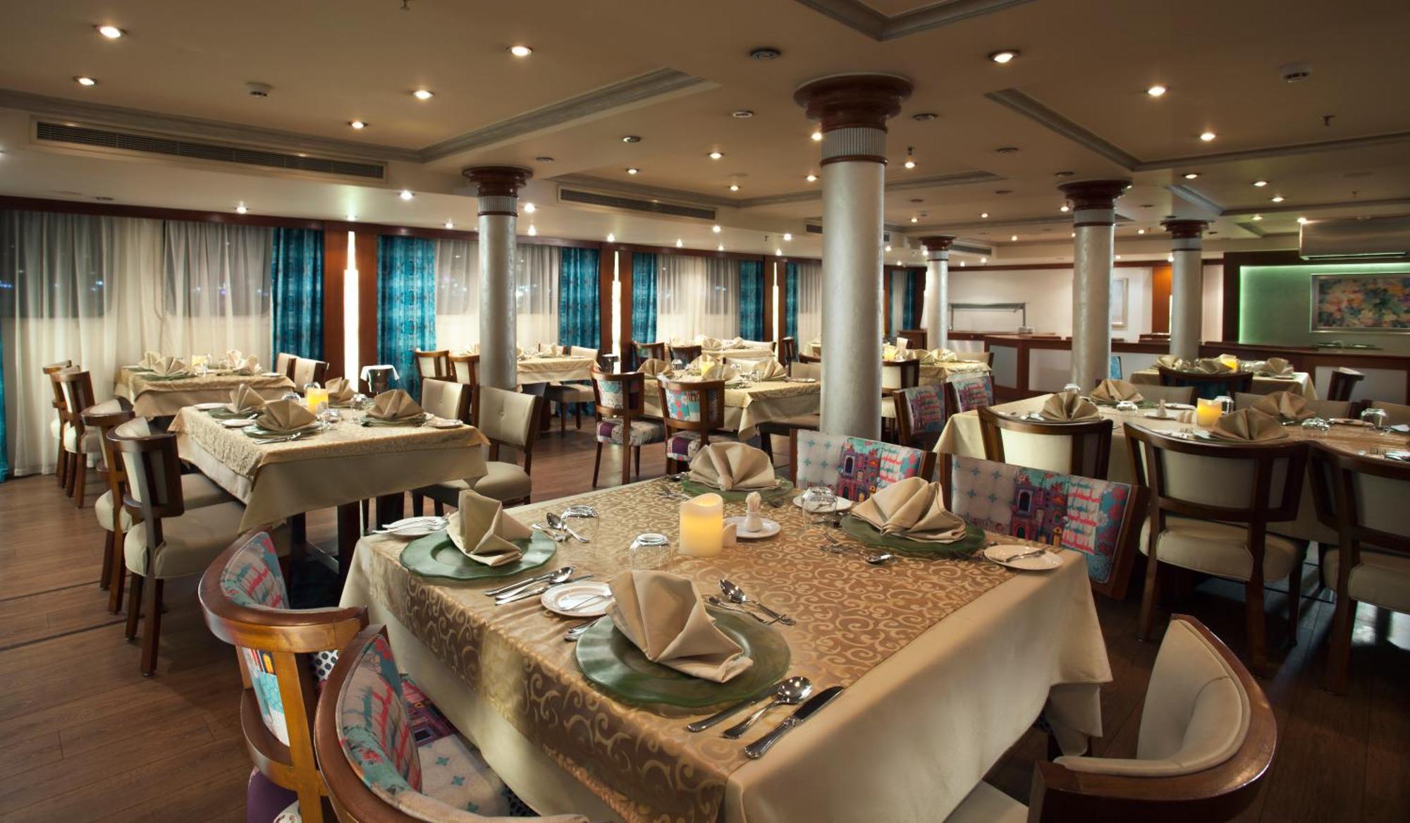 Acamar Nile Cruise - Every Monday From Luxor For 04 & 07 Nights - Every Friday From Aswan For 03 & 07 Nights Экстерьер фото